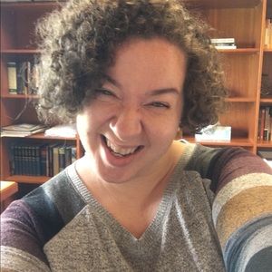 Meet your Posher, Danielle